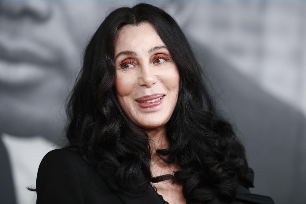 Cher celebra 80 años con una fortuna millonaria y un legado histórico en la música y el cine