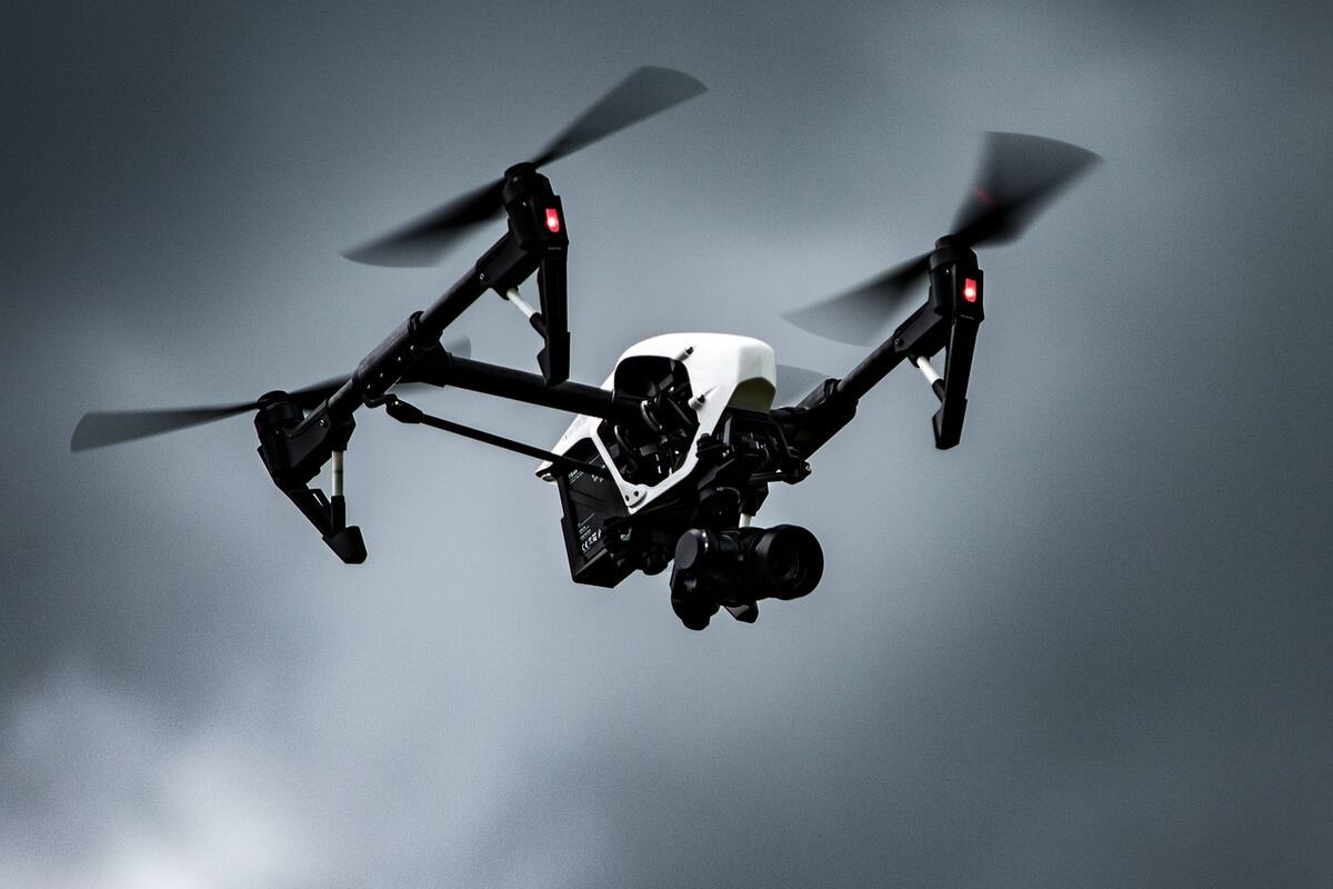 Motor fotovoltaico podría hacer que los drones vuelen durante días