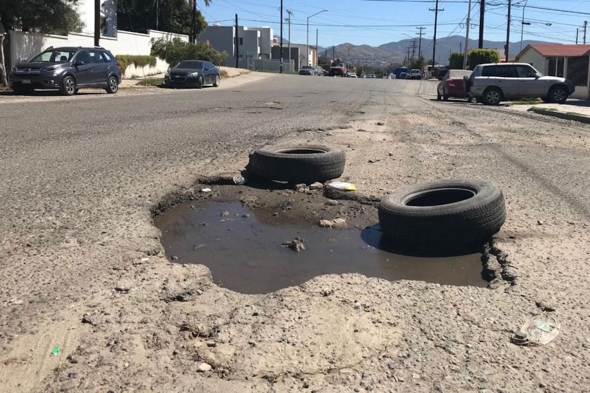 Atacarán baches en vialidades de Ensenada