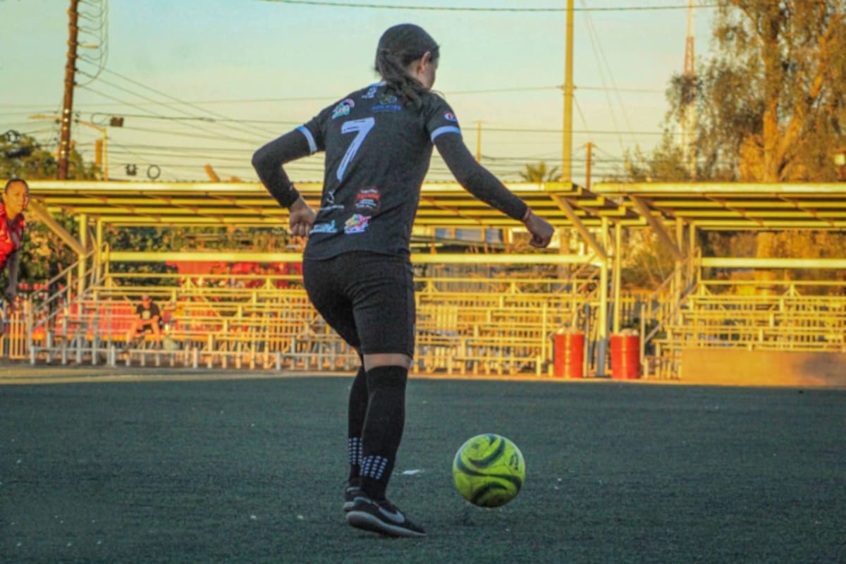 Manchester Vera Femenil golea en la Primera Fuerza