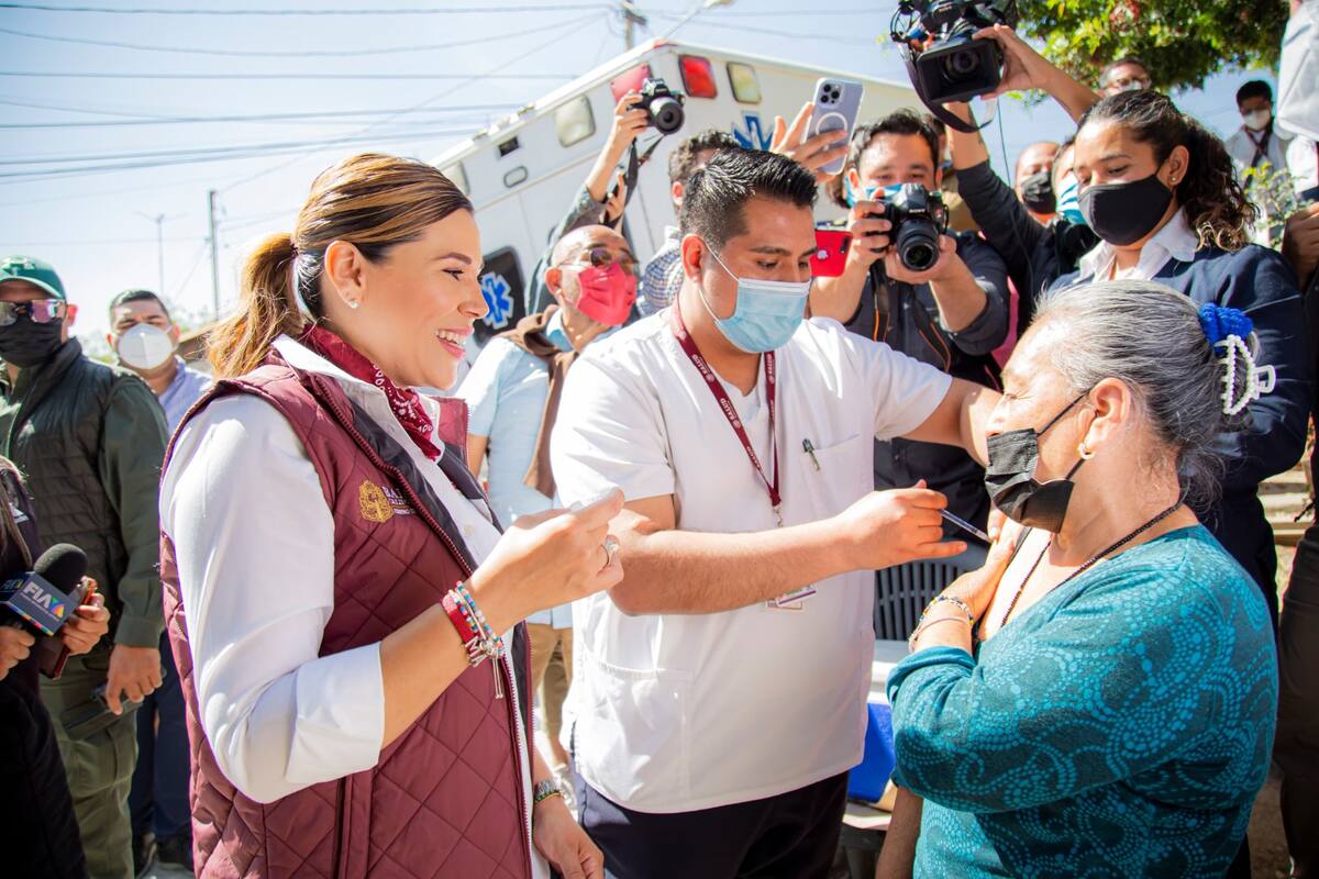 La gobernadora recomendó seguir implementando medidas de higiene como el lavado frecuente de manos, utilizar el estornudo de etiqueta, así como comer frutas y verduras, y tomar agua natural. | Foto: cortesía