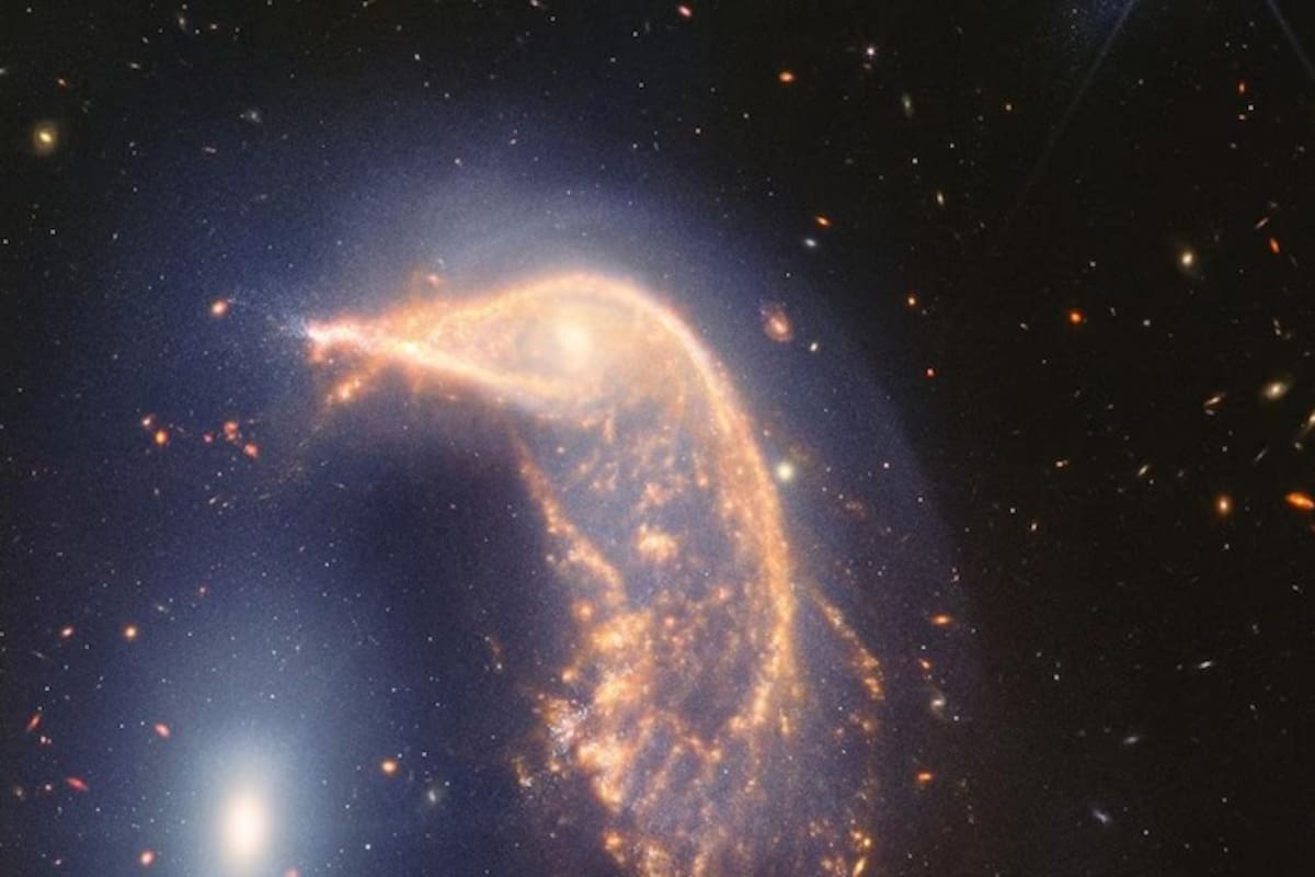 La última imagen del Telescopio Webb: Dos galaxias entretejidas en infrarrojo