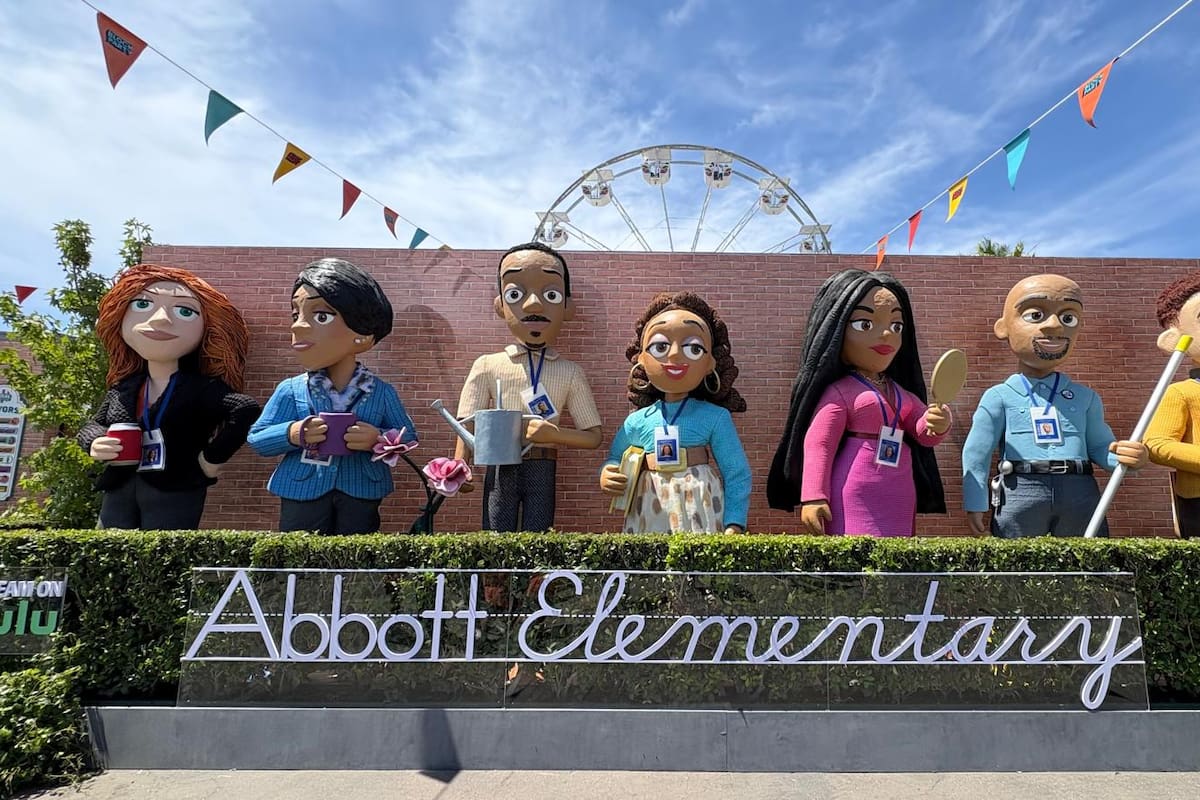 Comic con 2025: Abbott Elementary trae fiesta callejera