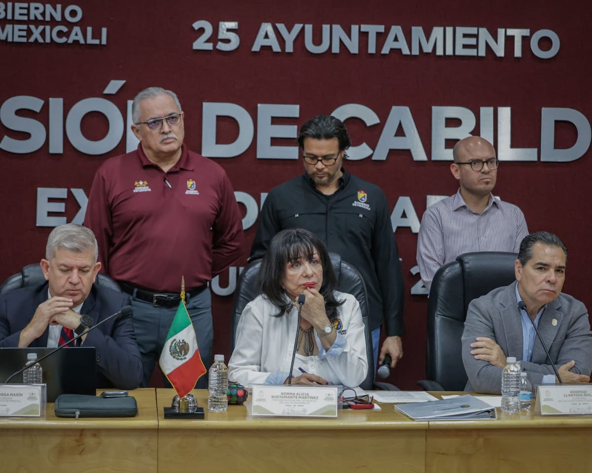 La alcaldesa de Mexicali, Norma Alicia Bustamante Martínez, reconoció que el cierre parcial del Palacio Municipal afectó la recaudación, aunque confió en que los ingresos se recuperarán conforme se restablezcan los servicios.│Foto: Javier Gallegos