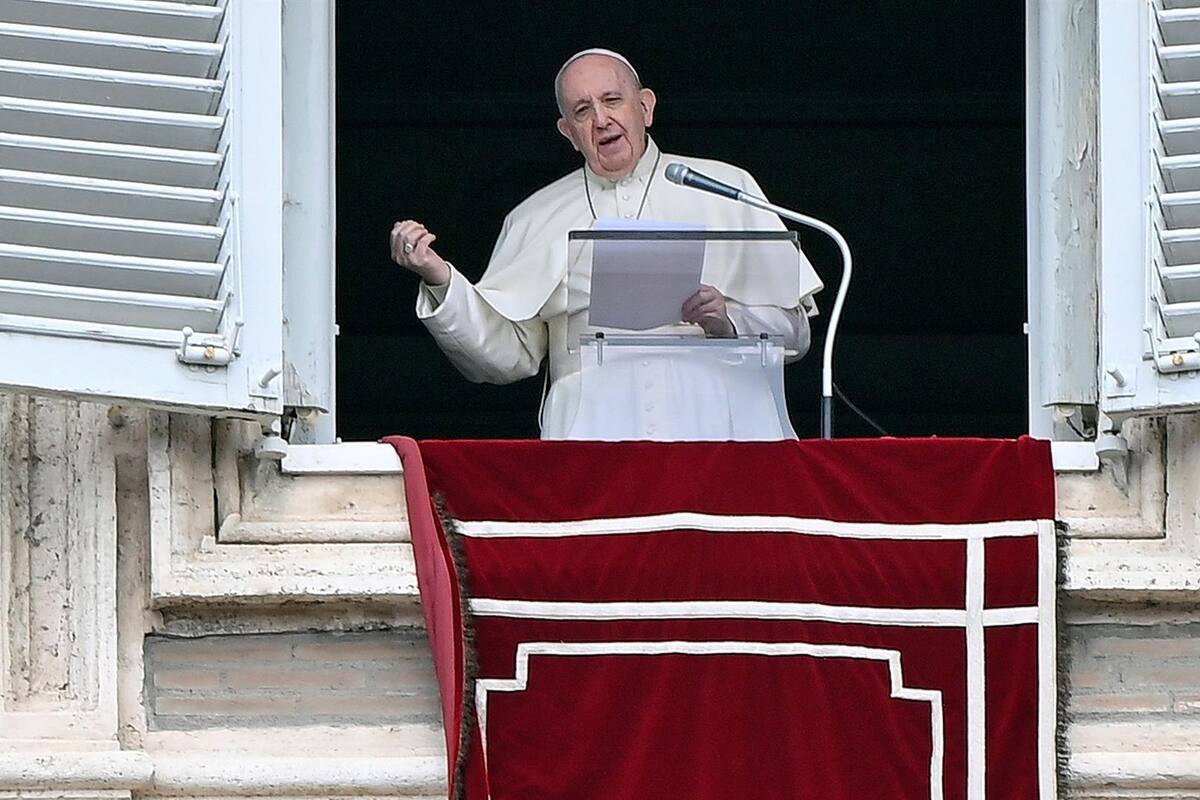El Papa pide el cese de las tensiones en el este de Ucrania: Ve con preocupación incremento de actividad militar