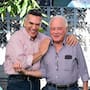 Alito Moreno visita a Ernesto Ruffo en prisión domiciliaria en Ensenada