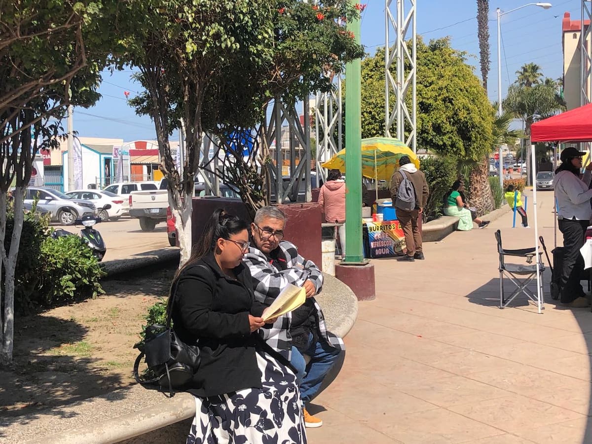 Así se vivió el eclipse solar en Rosarito