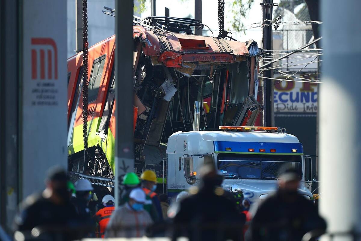 Sube a 24 la cifra de muertos por el derrumbe del Metro de CDMX