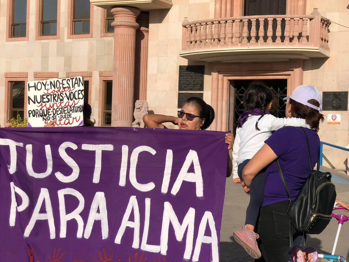 La mamá de Alma Lourdes, espera una sentencia para el responsable del asesinato de su hija. FOTO: ESPECIAL