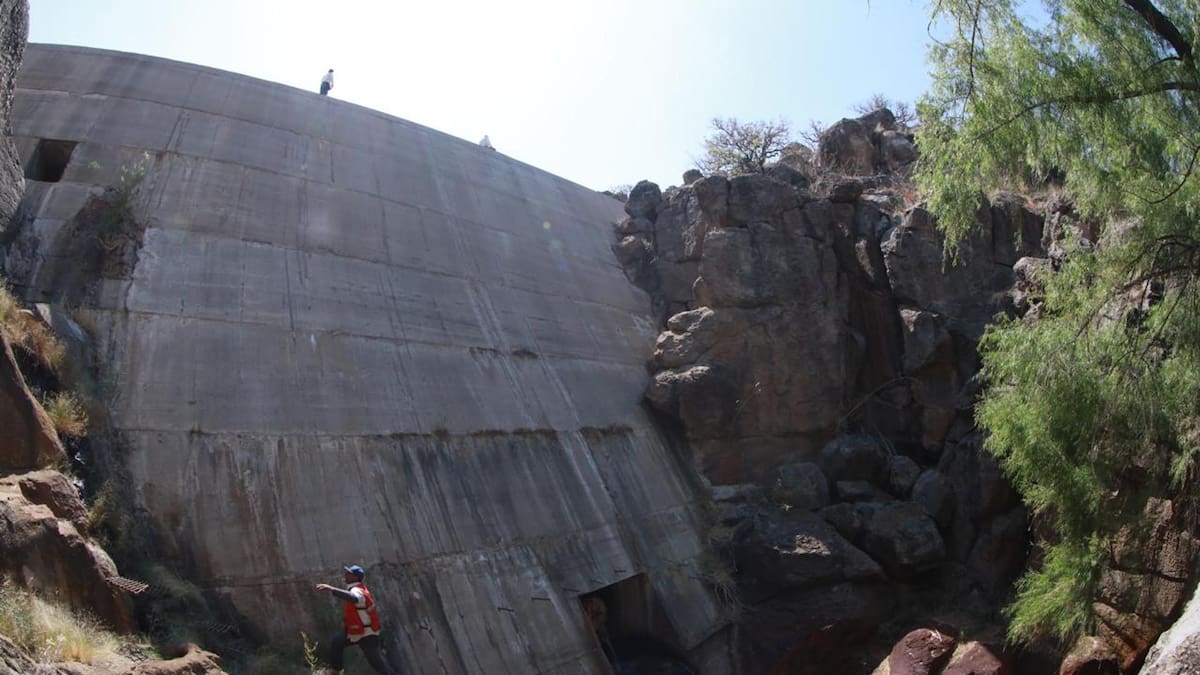 Federación demandará al ex gobernador César Duarte ante la FGR por robo de agua en su rancho. | Crédito: Presidencia