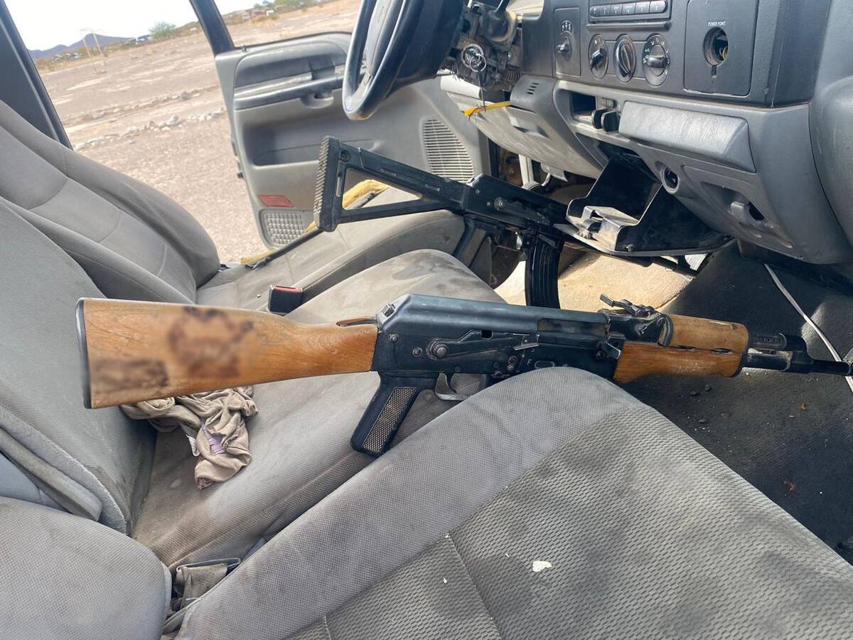 En dos operativos, se hallaron doce artefactos explosivos ocultos y una camioneta abandonada con armamento|Foto: Especial