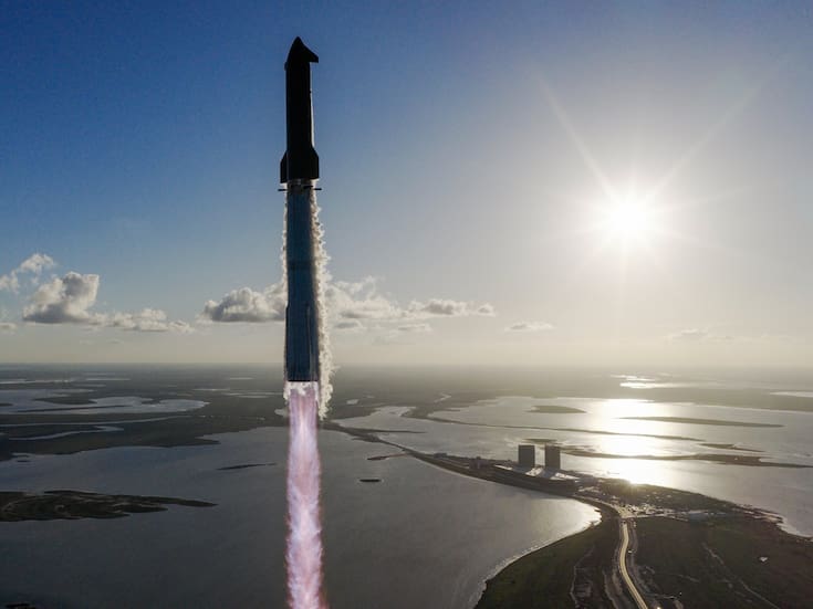 Undécimo vuelo exitoso acerca al Starship de SpaceX a misiones lunares