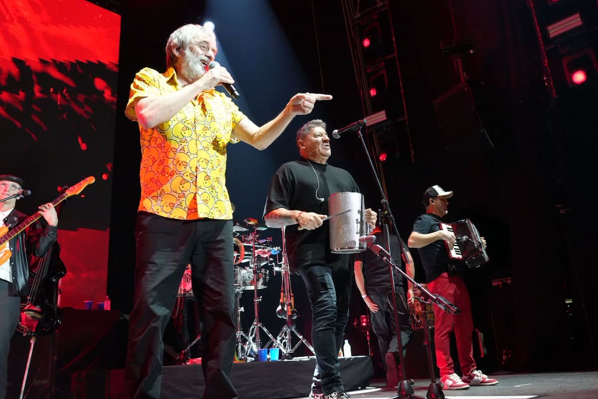 Celebra Auténticos Decadentes 30 años de ska y rock argentino