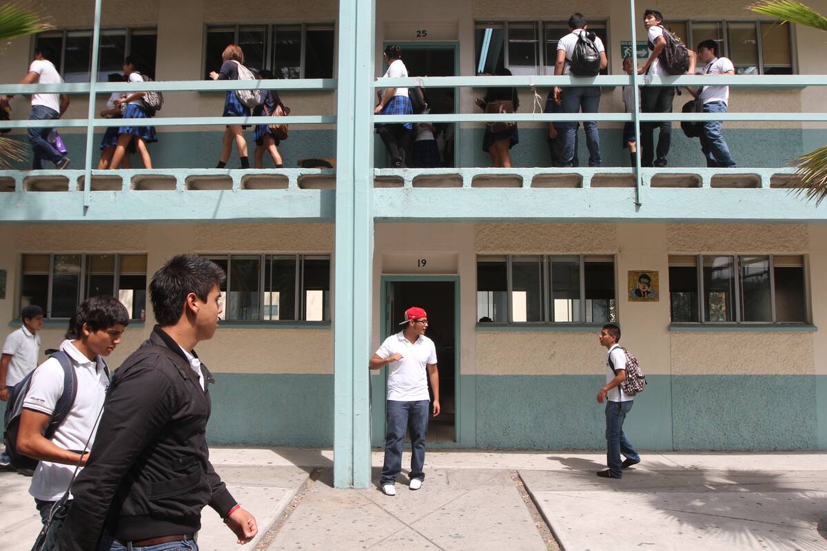 Aumenta 7% estudiantes de ‘prepa’ en BC