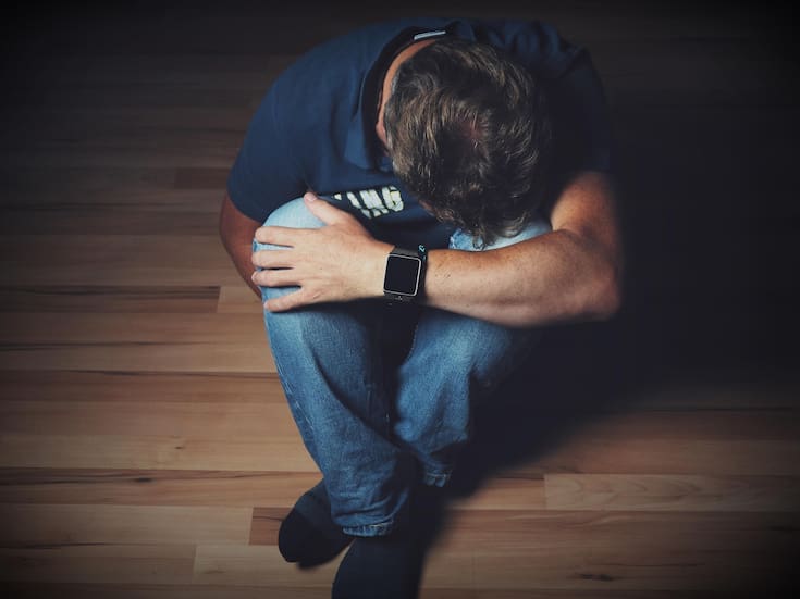 La salud mental sigue siendo un tema ausente en familias, escuelas y oficinas de México, pese a que más de 3.6 millones de personas sufren depresión y cerca del 19% reporta ansiedad severa, mientras expertos destacan la importancia de reconocer el problema, buscar ayuda y romper el estigma social