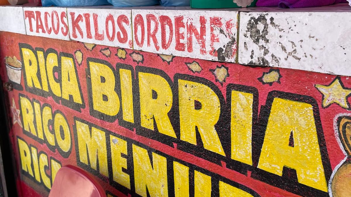 La suspensión del suministro por las reparaciones del Acueducto Florido-Aguaje ha obligado a comercios de Tijuana a comprar agua y evaluar cierres temporales.