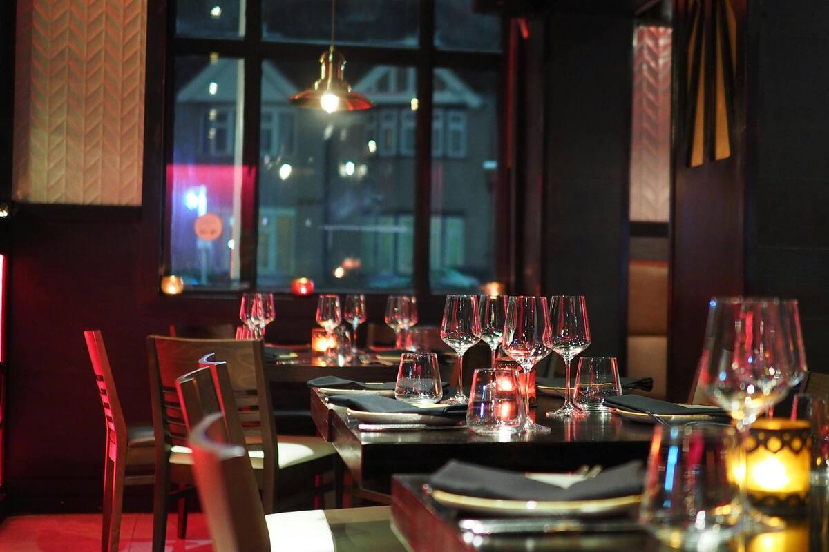 La historia del hombre que fingió más de 20 infartos para no pagar la cuenta del restaurante