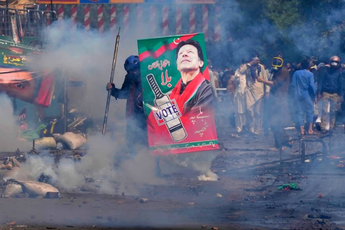 Organizaciones de derechos humanos advierten un entorno cada vez más restrictivo para periodistas y creadores de contenido. Foto: AP