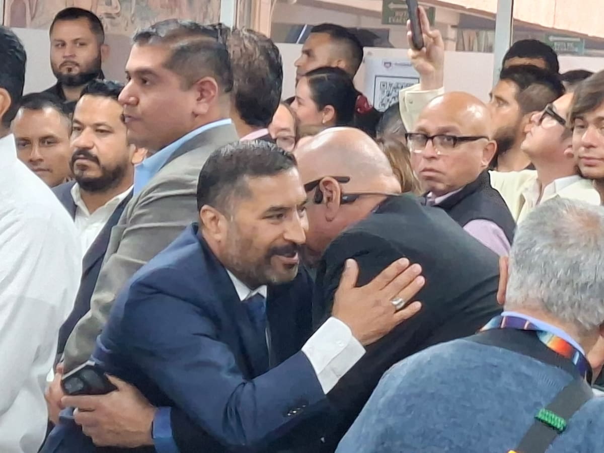 Juan Ramón Vázquez Valadez fue designado por unanimidad como nuevo secretario de Gobierno de Tijuana, tras la renuncia de Arnulfo Guerrero León; regidores de distintas fuerzas políticas respaldaron su nombramiento. Foto: Khennia Reyes.