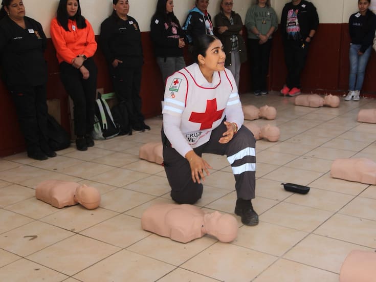 Cruz Roja capacita a 300 personas en primeros auxilios