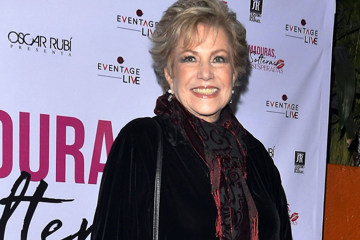 A los 77 años, Maxine Woodside sorprende al participar en sesión fotográfica sin ropa y sin retoques