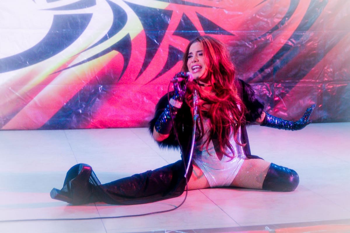 Daniel Aguilar, un talentoso intérprete de grandes divas como Selena y Gloria Trevi, íconos para él y la comunidad LGBTQ+. l Foto: Cortesía