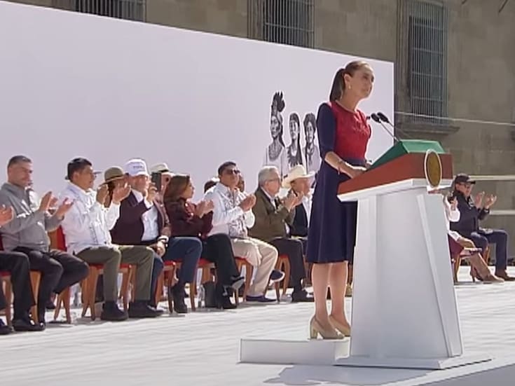 Se queda Sheinbaum sin audio un minuto durante su discurso