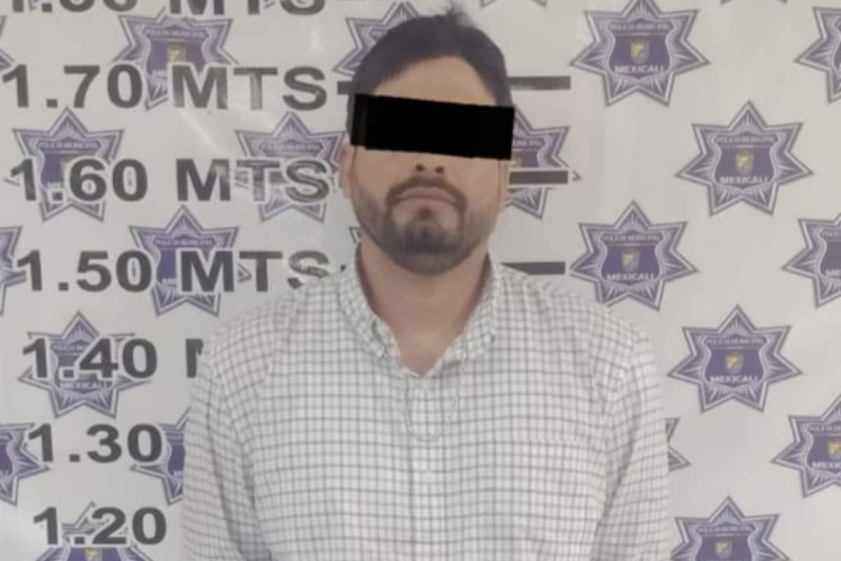 Hombre que persiguió y amenazó a una mujer en el Valle, además de chocar a una patrulla a propósito, es detenido