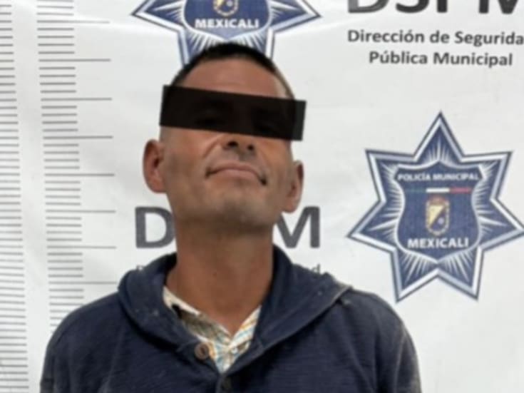 Detienen a hombre por golpear sin motivo a adulto mayor en plena vía pública