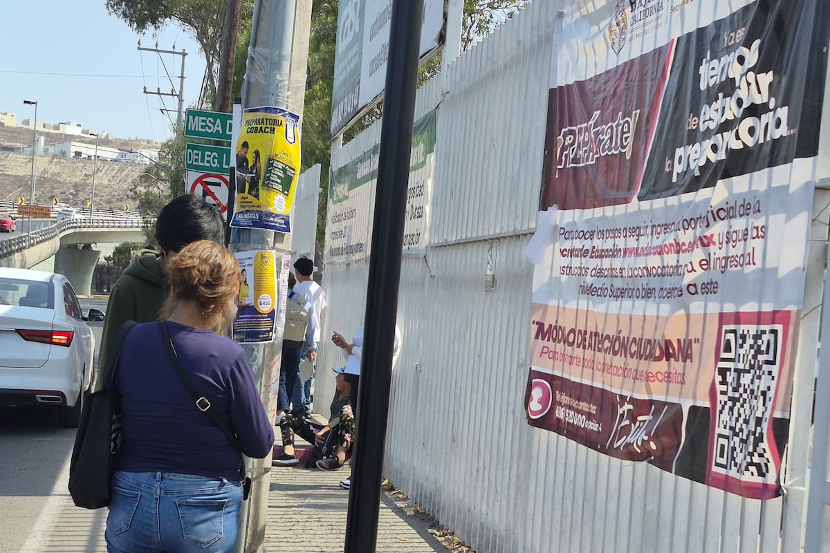 Asignación de preparatorias en Baja California deja a estudiantes fuera de sus primeras opciones
