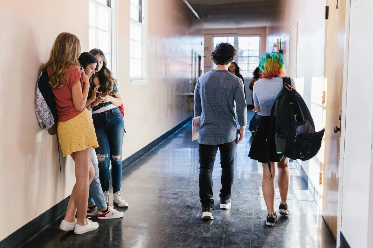 Lanzan nueva campaña para prevenir adicciones al fentanilo entre estudiantes de secundarias y bachilleratos