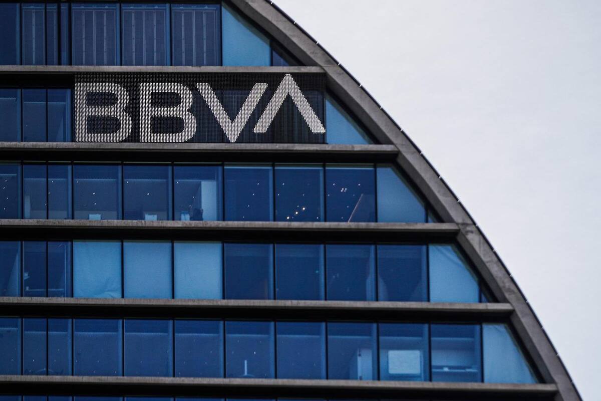 El banco BBVA completa la venta de su filial en Estados Unidos al grupo PNC