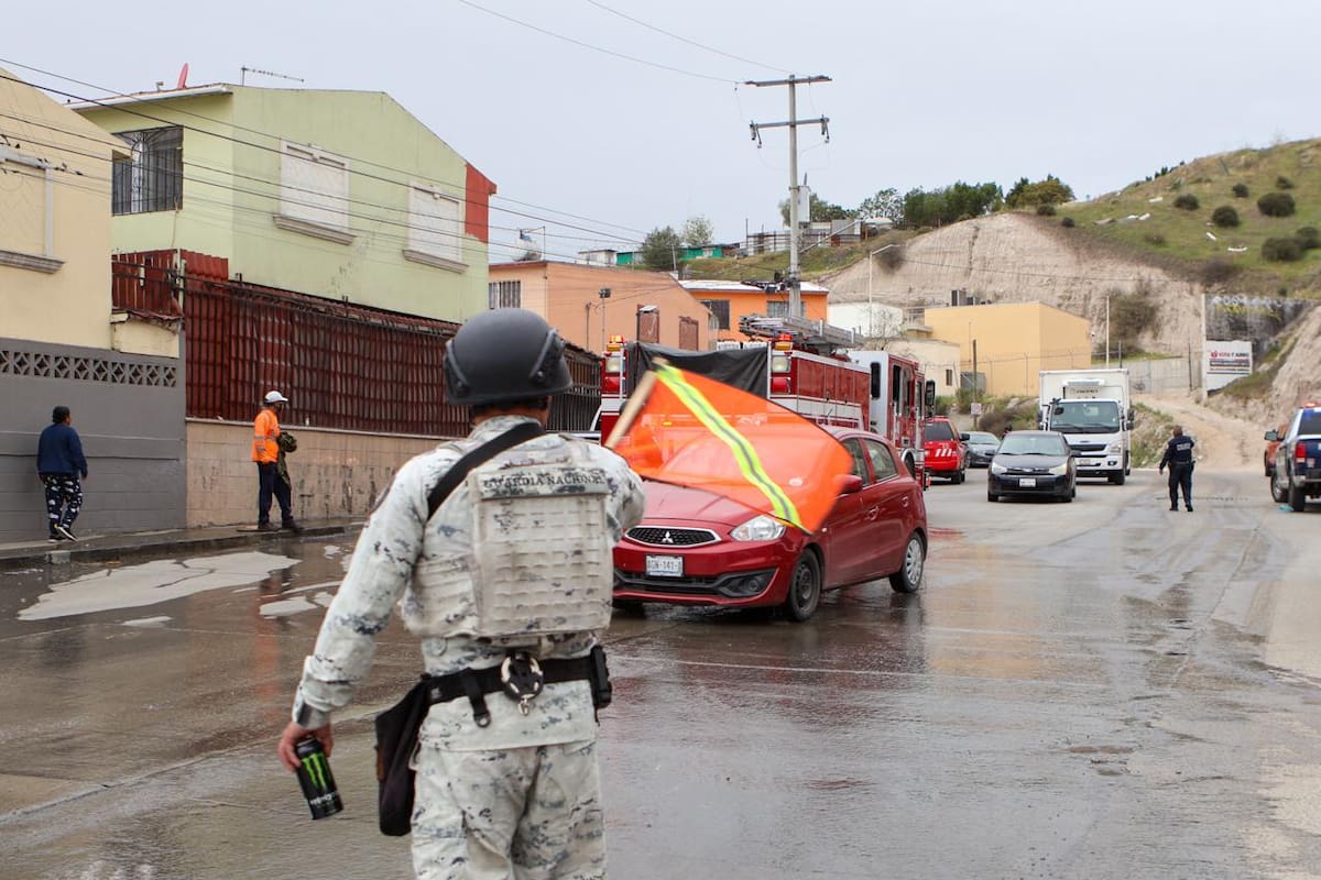 Explosión en El Cortez provoca daños en dos casas y un lesionado