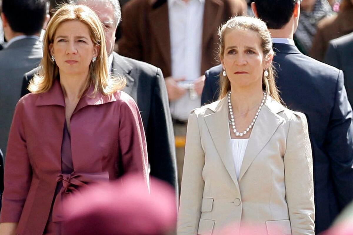 Hermanas de rey español se vacunan contra Covid en Emiratos