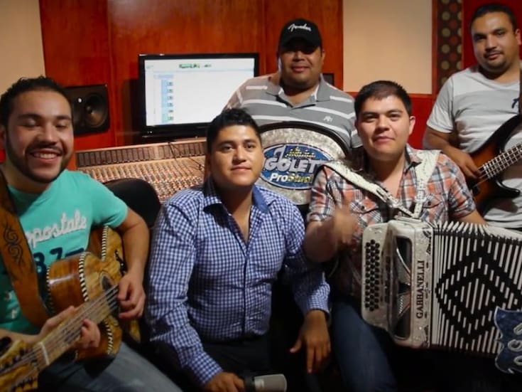 Comando armado irrumpe en bautizo y se lleva a vocalista del grupo musical Los Retoños de Tijuana