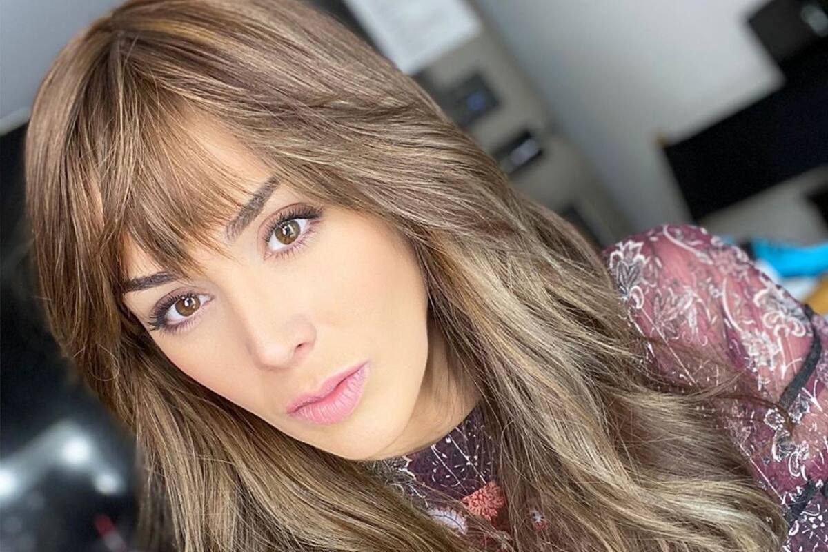 Jacqueline Bracamontes presume nuevo cambio de look y sus fans la comparan con Anahí y Consuelo Duval