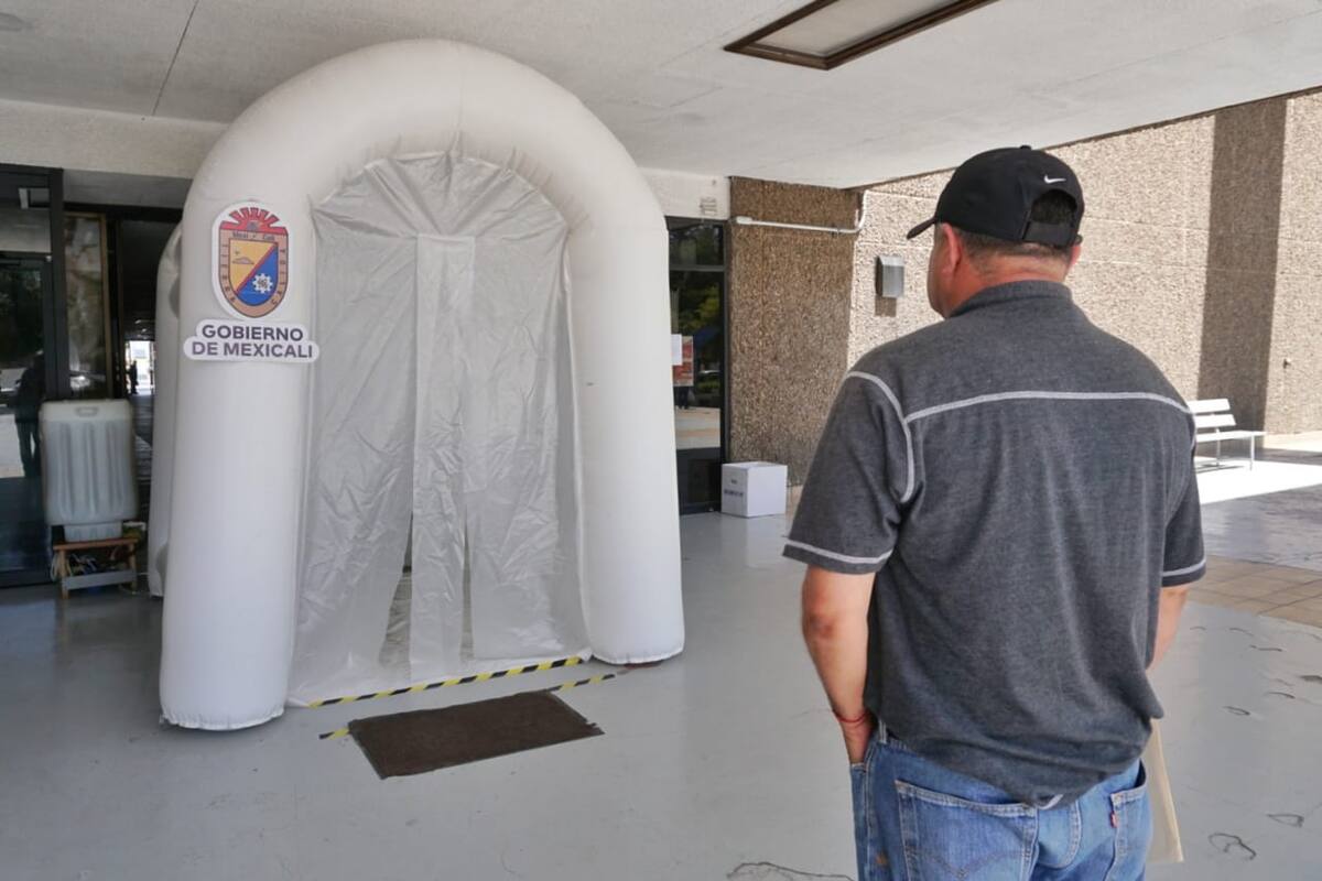 Instalan en Mexicali primer túnel sanitizante en edificio del Ayuntamiento