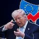 Donald Trump amenaza con aranceles del 100% y la anulación de acuerdos comerciales a los países de Europa que cobren impuestos digitales a las empresas tecnológicas estadounidenses, lo que duplicaría el costo de las importaciones