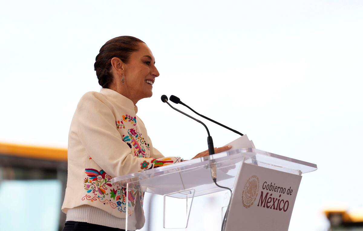 Claudia Sheinbaum Pardo, presidenta Constitucional de los Estados Unidos Mexicanos preside Vivienda para el Bienestar desde San Agustín Tlaxiaca.
