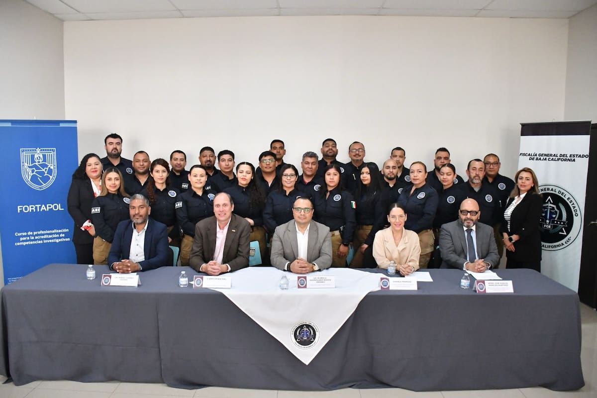 FGE y Consulado de Estados Unidos en Tijuana capacitan a agentes estatales de investigación