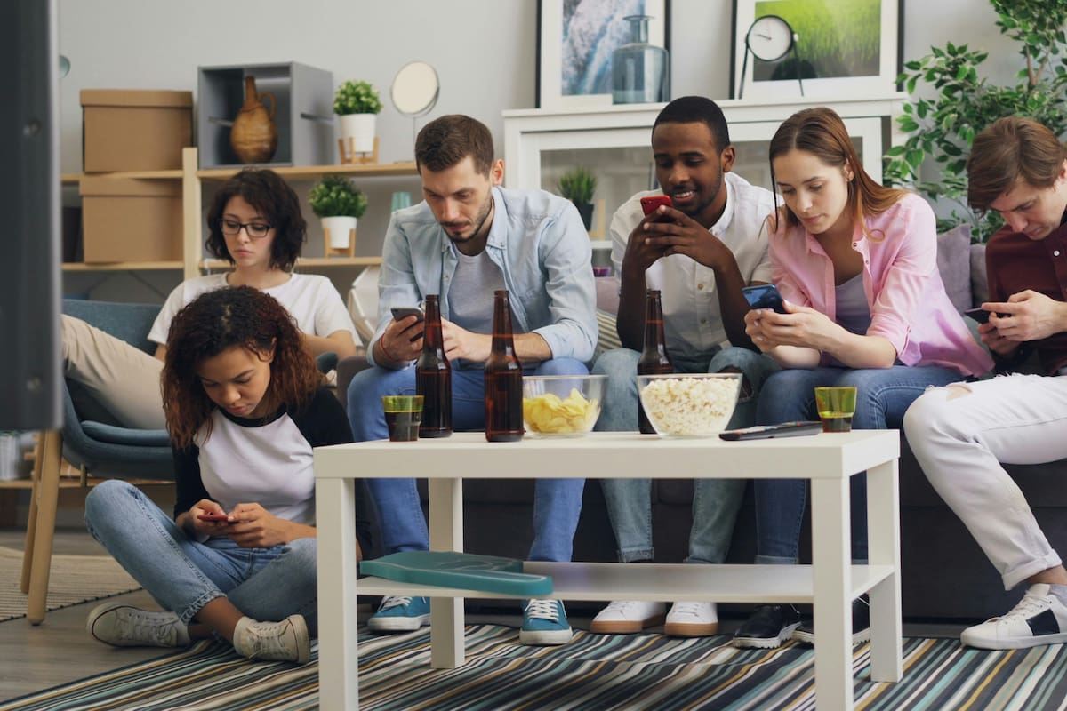 Francia busca prohibir redes sociales a menores de 15 años: qué dice la ley y por qué preocupa a especialistas