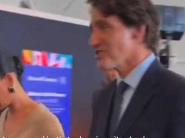 Katy Perry acompaña a Justin Trudeau en Davos 2026: imágenes se viralizan