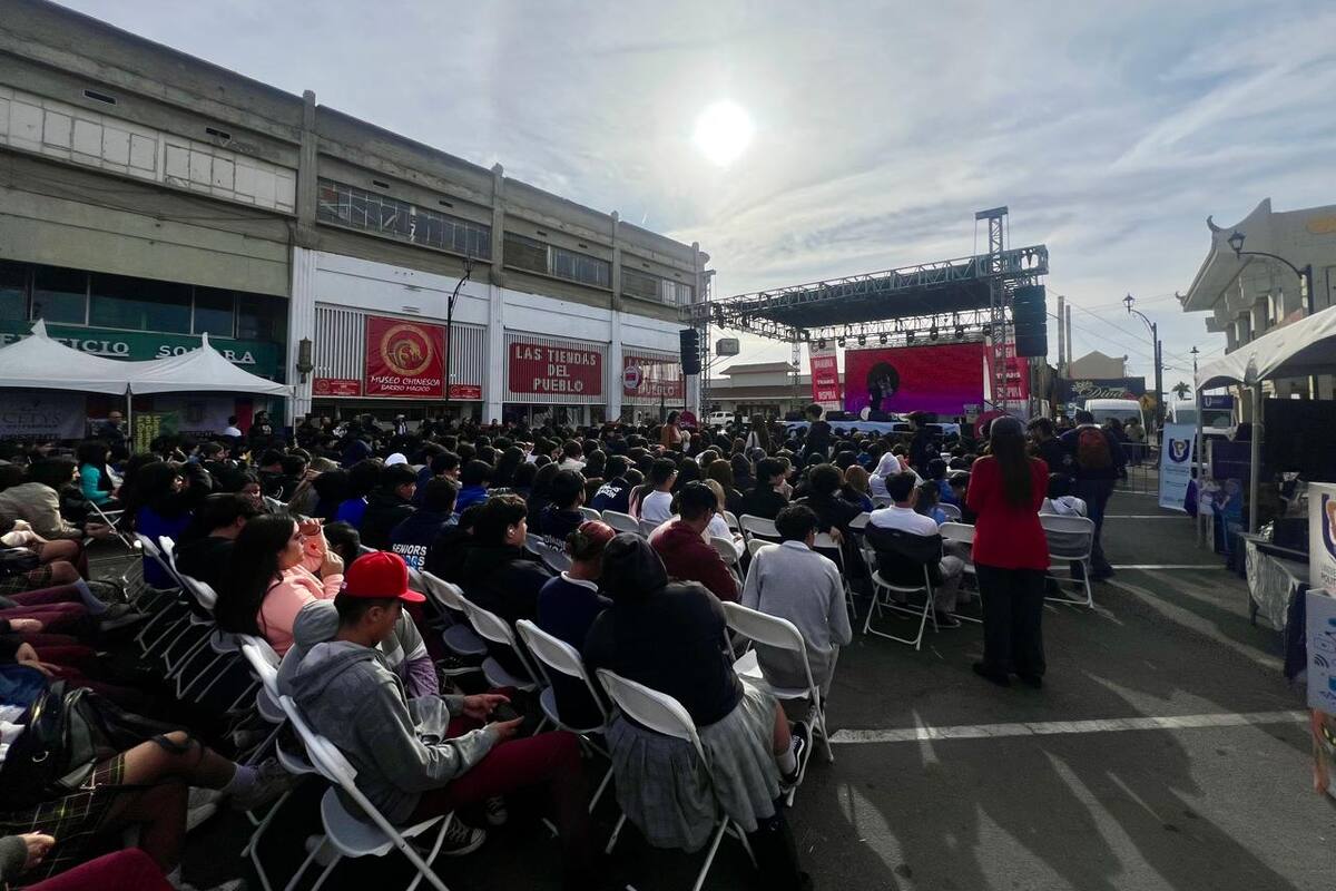 Realizan Congreso Baja Creativa