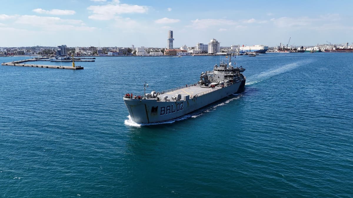 México envió más de 814 toneladas de víveres y productos básicos a Cuba en dos buques de la Armada que zarparon desde Veracruz. (Foto: Secretaría de Relaciones Exteriores)