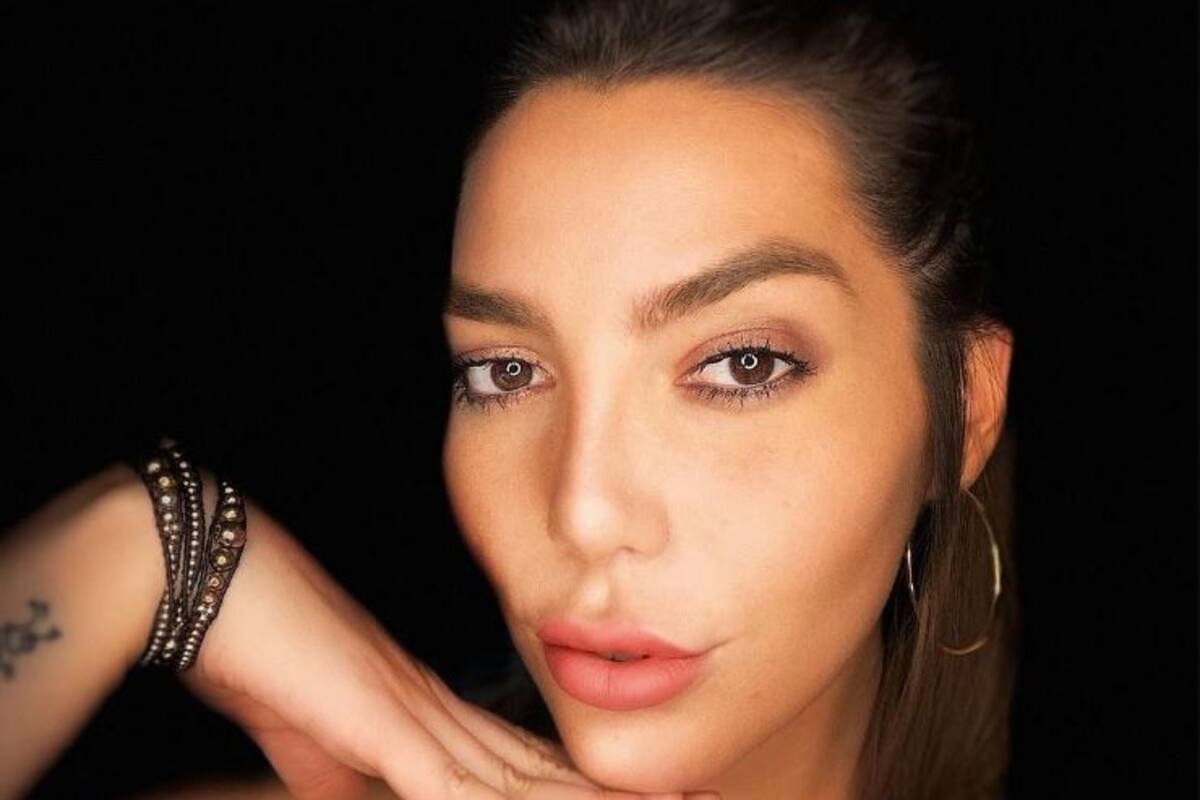 Frida Sofía: "No, ella no escribió 'Yo te esperaba''