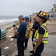 Bomberos realizan operativo de búsqueda por pescador que habría caído al mar en Playas de Tijuana