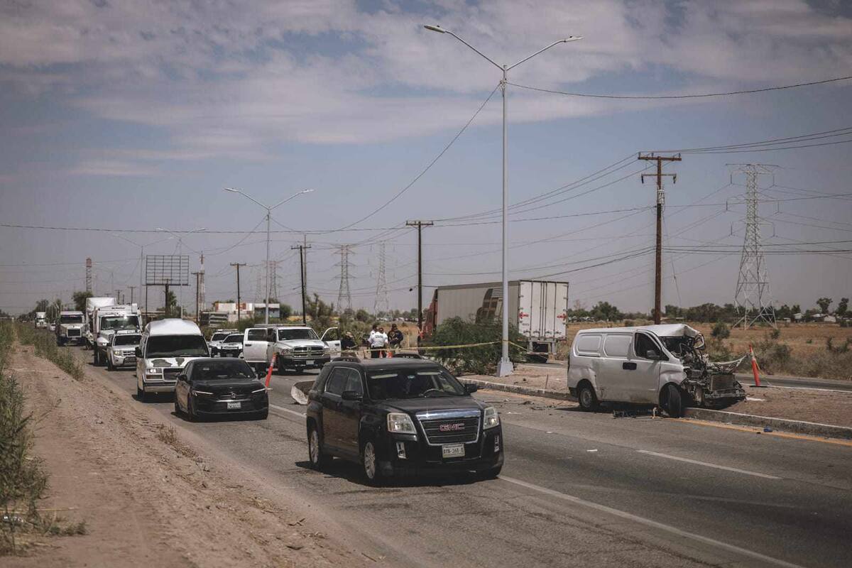 Muere joven tras chocar en carretera a Tijuana
