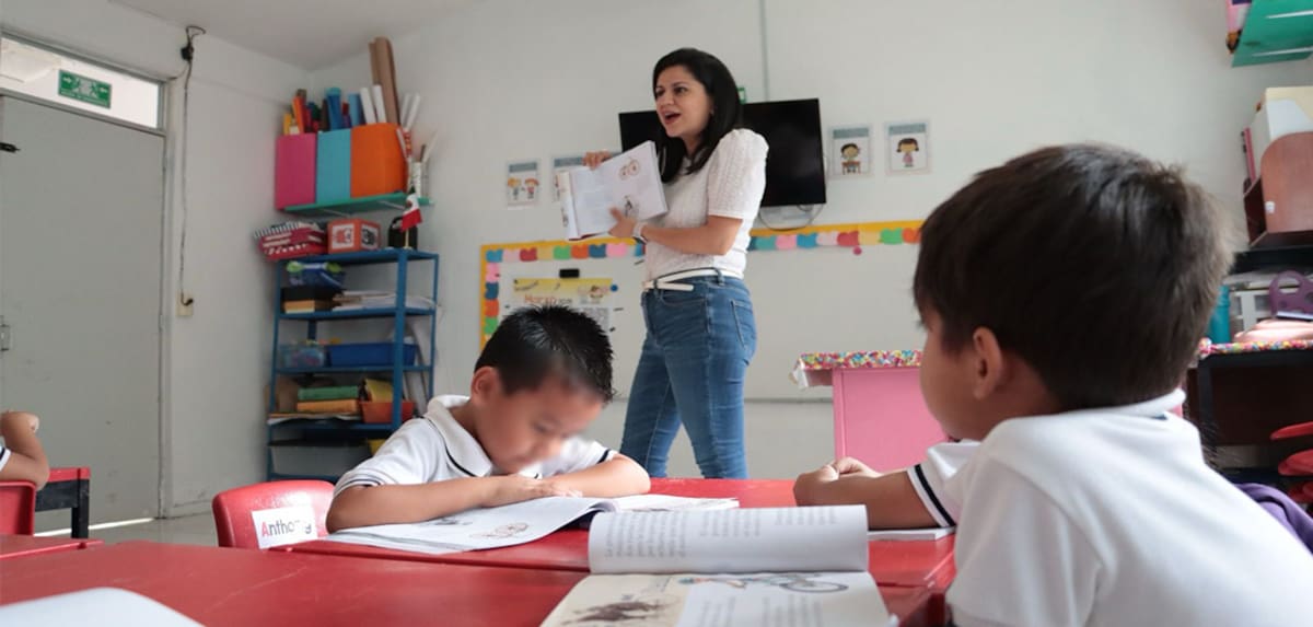 La SEP había propuesto adelantar la salida de alumnos de educación básica, debido a las altas temperaturas, pero al final se descartó se mantuvo el calendario escolar original. | Foto: Gobierno del Estado de Veracruz