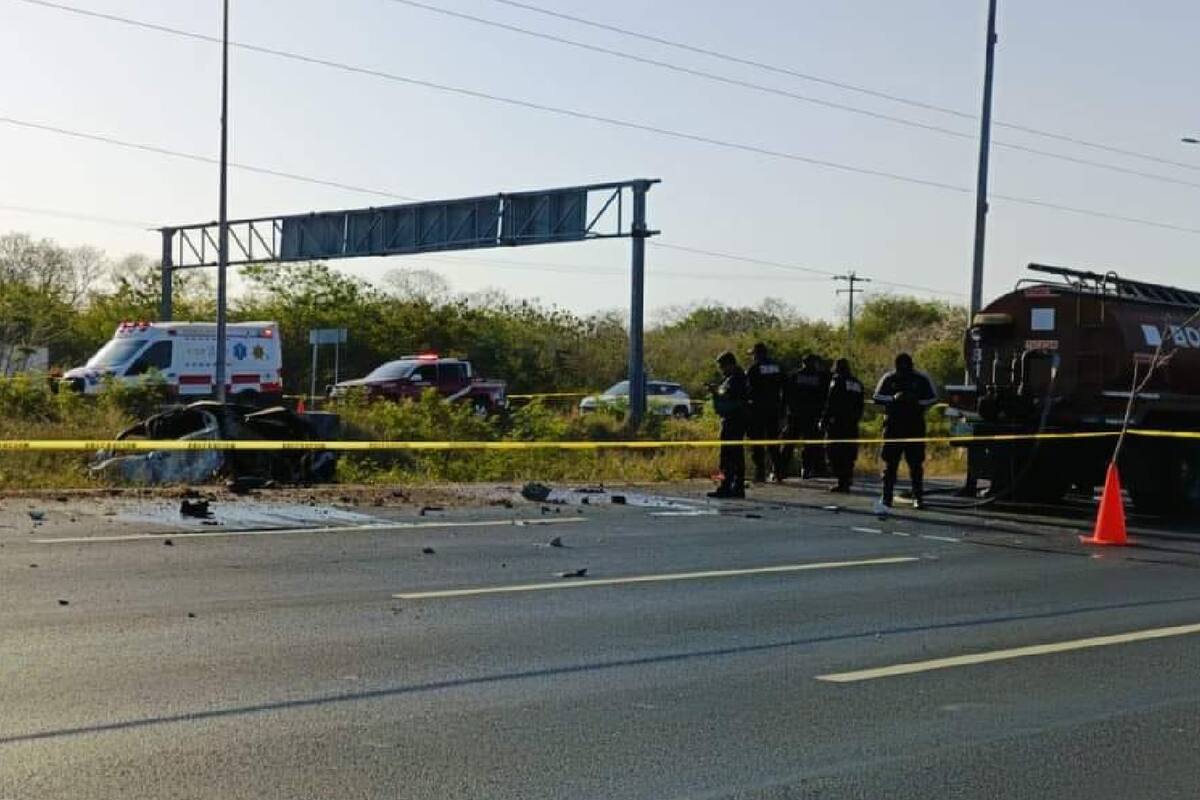 Pareja muere calcinada en accidente de camino a la playa, en pleno Viernes Santo