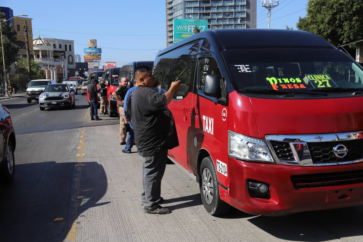 Usuarios reportan menos taxis en Corredor Agua Caliente